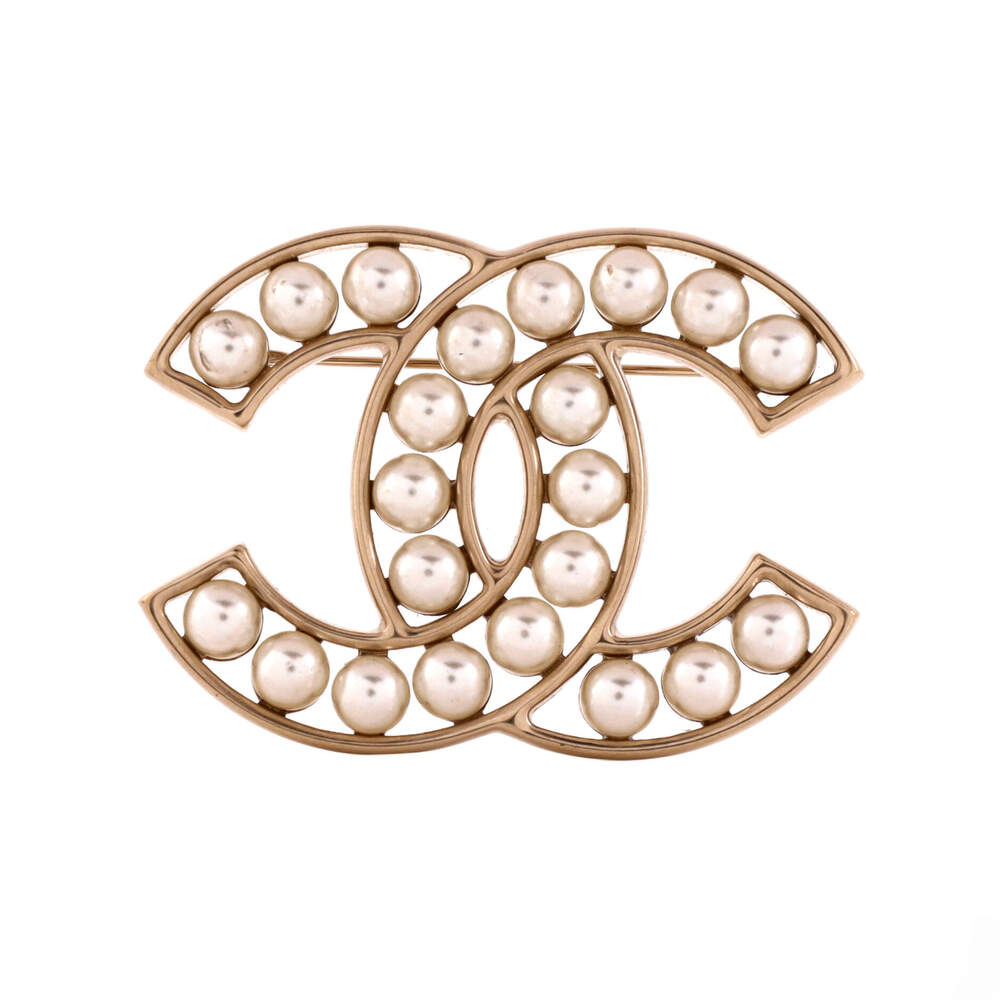 Chanel Cc Brooch Metal With Faux Pearls #227724C86B